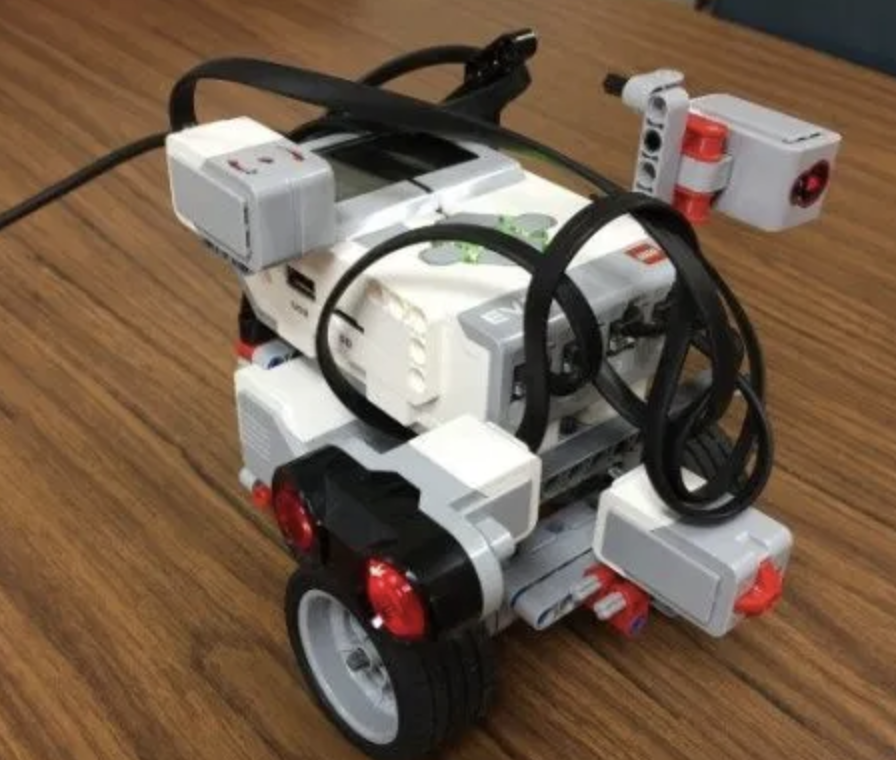 Робот по линии. Робот уборщик LEGO ev3. LEGO Mindstorms ev3 Programmer. LEGO ev3 тележка. Робот для Лабиринта ev3.